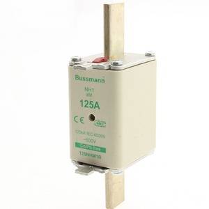 Un fusible NH de marque Bussmann avec un courant nominal de 125A, adapté pour 500V. Pouvoir de coupure élevé, conforme aux normes IEC.