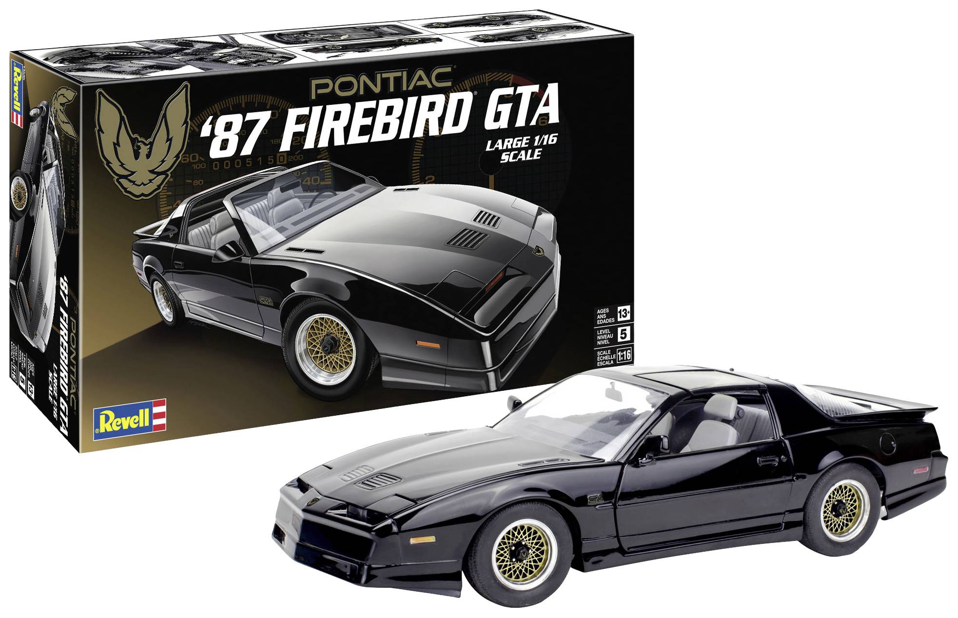 Modèle réduit d'un Pontiac Firebird GTA noir de 1987 à l'échelle 1:16, posé à côté de son emballage représentant le même véhicule.