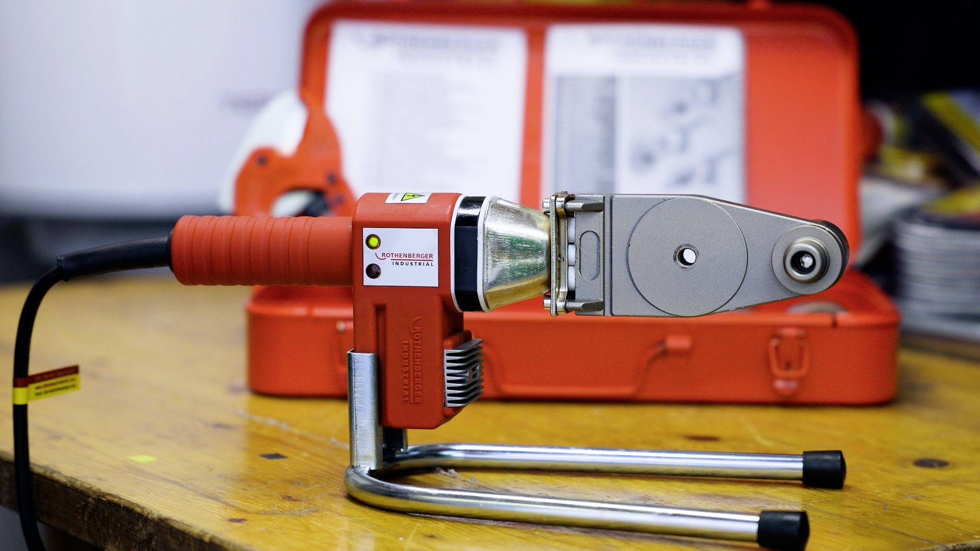 Rothenberger Industrial 36051 Poste à souder à manchon avec accessoires