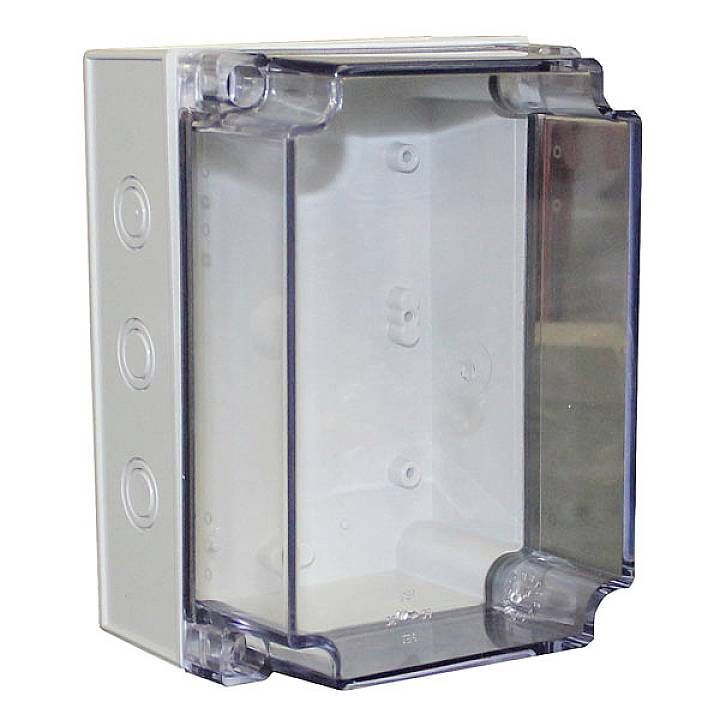 Boîte en plastique transparente et rectangulaire avec un couvercle avant amovible. La boîte présente des ouvertures rondes sur les côtés. Conçue pour la protection et le stockage de composants électriques.