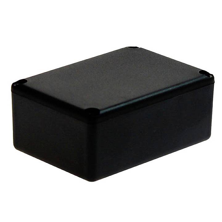 Un boîtier rectangulaire noir aux coins arrondis sur un fond blanc.