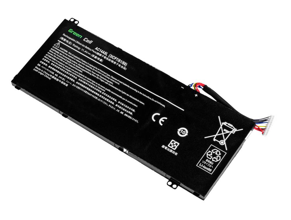 Batterie d'ordinateur portable noire avec inscriptions et symboles. Un câble avec une fiche dépasse. Indications de batterie et symboles de recyclage visibles.