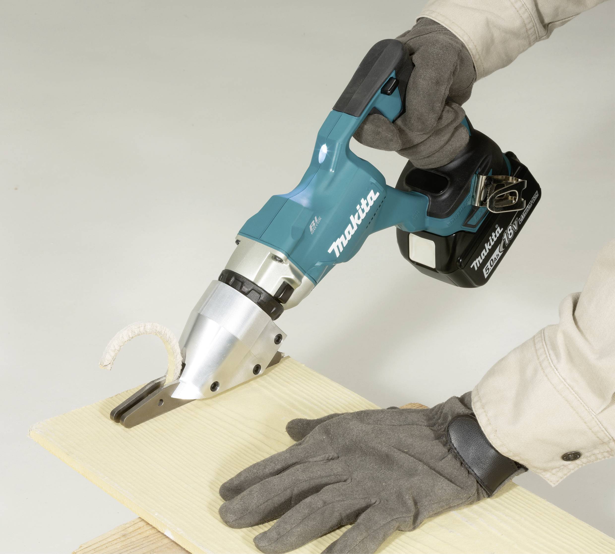 Makita Cisaille à fibrociment sans fil DJS800Z sans batterie, sans chargeur