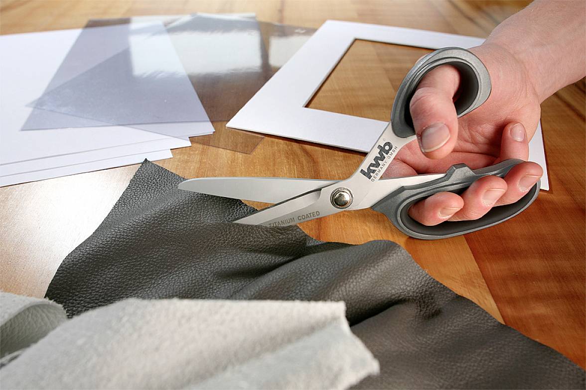 kwb 020921 Ciseaux universels