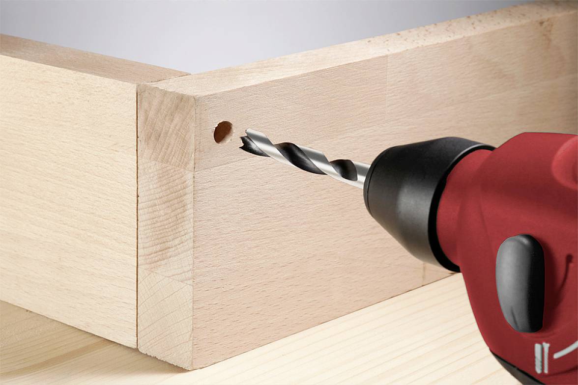 kwb 108830 Jeu de forets pour le bois 12 pièces 3 mm, 4 mm, 5 mm, 6 mm, 7 mm, 8 mm mandrin à serrage rapide, mandrin à rou