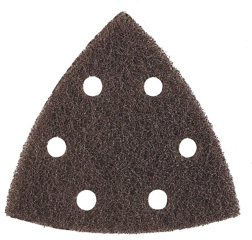 Pad de ponçage triangulaire avec cinq trous ronds, utilisé pour le ponçage de surfaces avec un ponceuse multifonction.