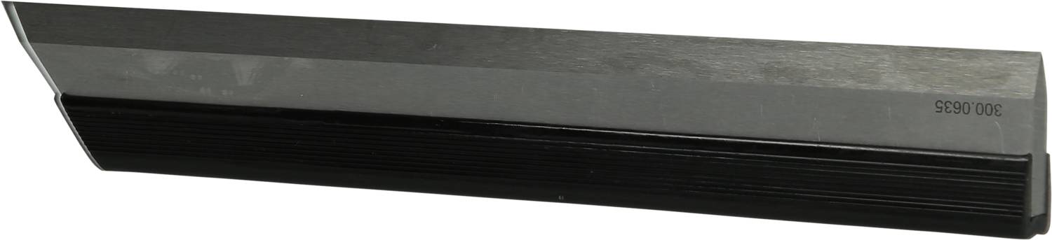 Un racleur noir et argenté avec un bord lisse. Adapté pour étaler des liquides ou des matériaux sur des surfaces planes.