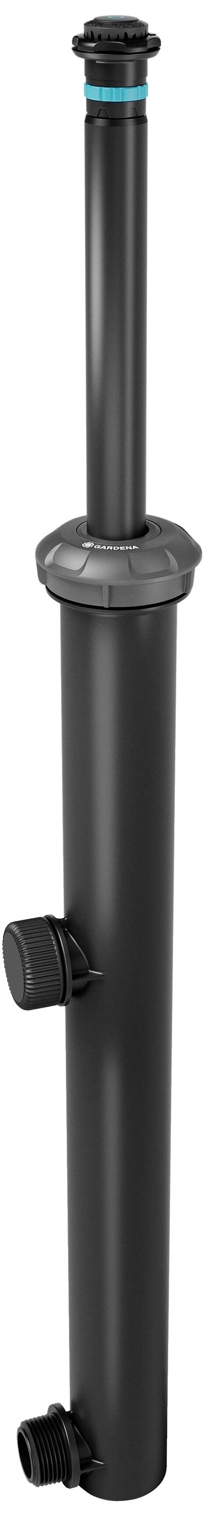 Un embout d'irrigation noir avec deux connexions latérales pour raccorder des tuyaux, de forme verticale pour une utilisation dans le jardin.