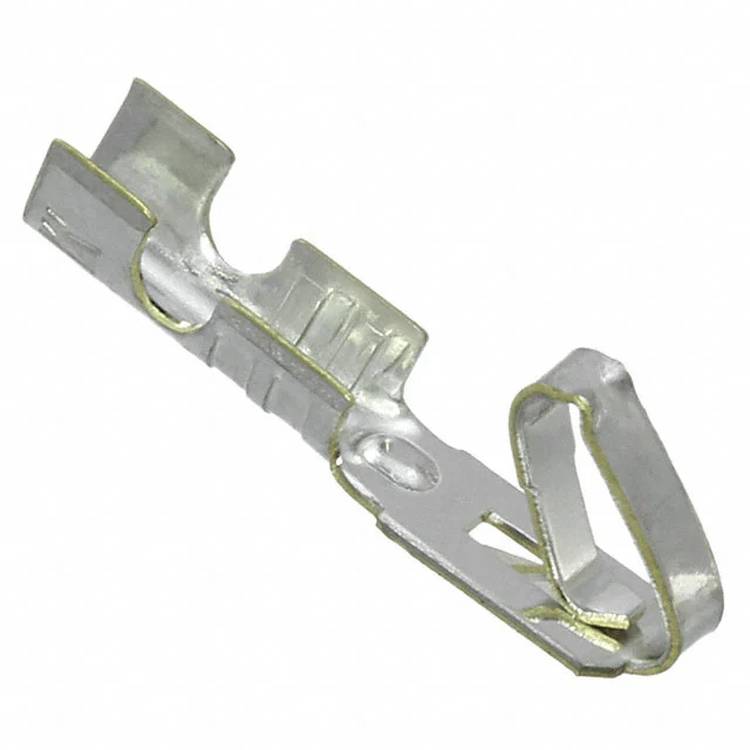 Ein Metallclip mit gezahnten Kanten und einem Federmechanismus, konstruiert für die sichere Befestigung von Kabeln oder Drähten in elektronischen Anwendungen.