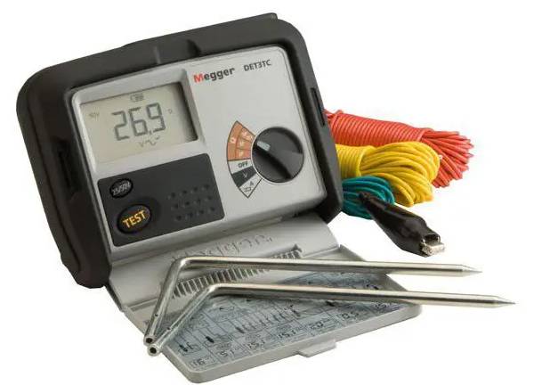 Instrument de mesure de résistance de terre Megger DET4TCR2 + CLAMP