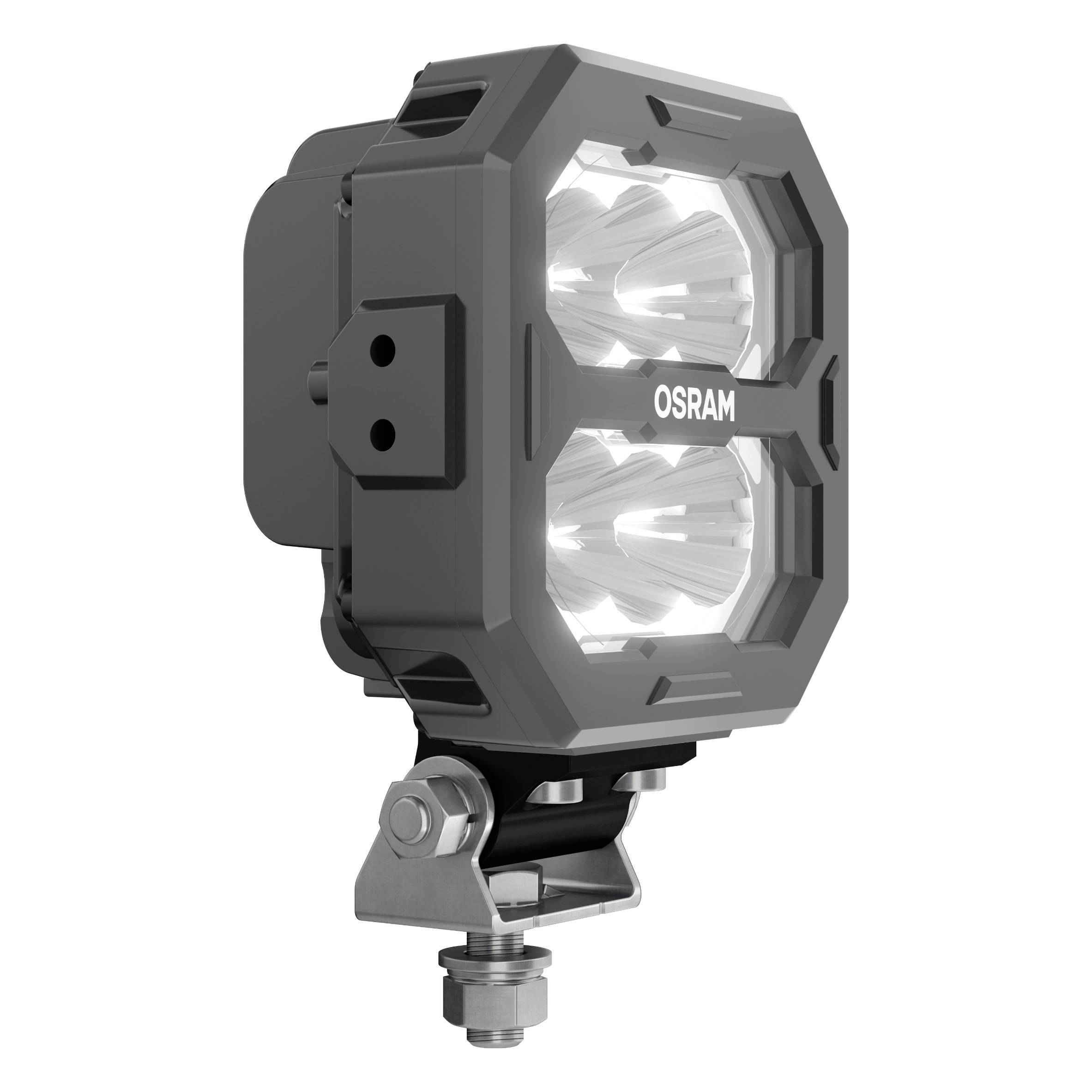 Projecteur de travail tout-terrain avec quatre LED lumineuses intégrées dans un boîtier carré robuste, fixé sur un support métallique orientable.
