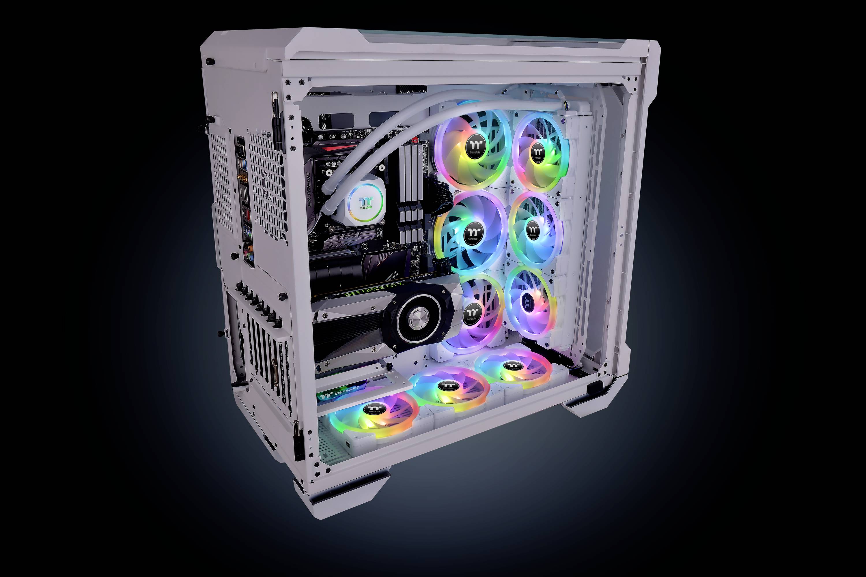 Thermaltake CL-F161-PL12SW-A Ventilateur pour PC blanc, transparent, RVB (l x H x P) 120 x 120 x 25 mm avec commande d'éclairage