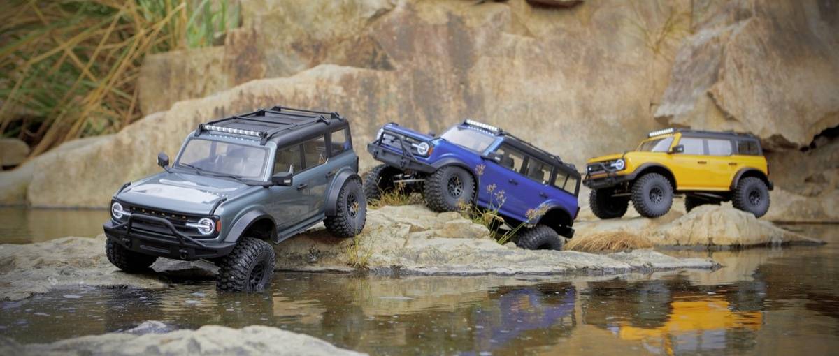 Absima CR1.8 Chassis BronX brushed 1:8 Auto RC électrique Crawler 4 roues motrices (4WD) prêt à fonctionner (RtR) 2,4 GHz