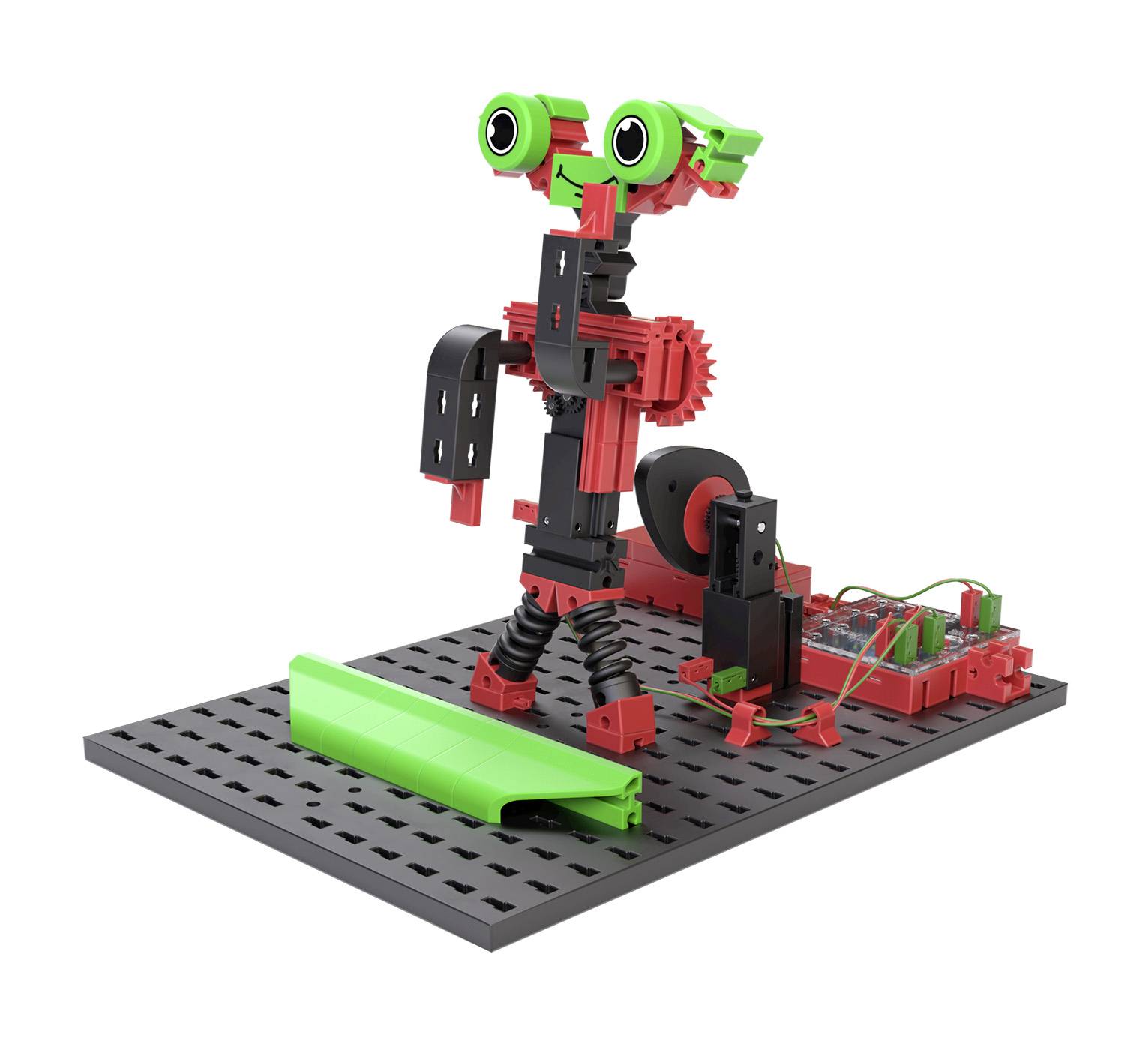 Petit robot composé de pièces rouges et noires avec des accents verts, debout sur un fond gris.