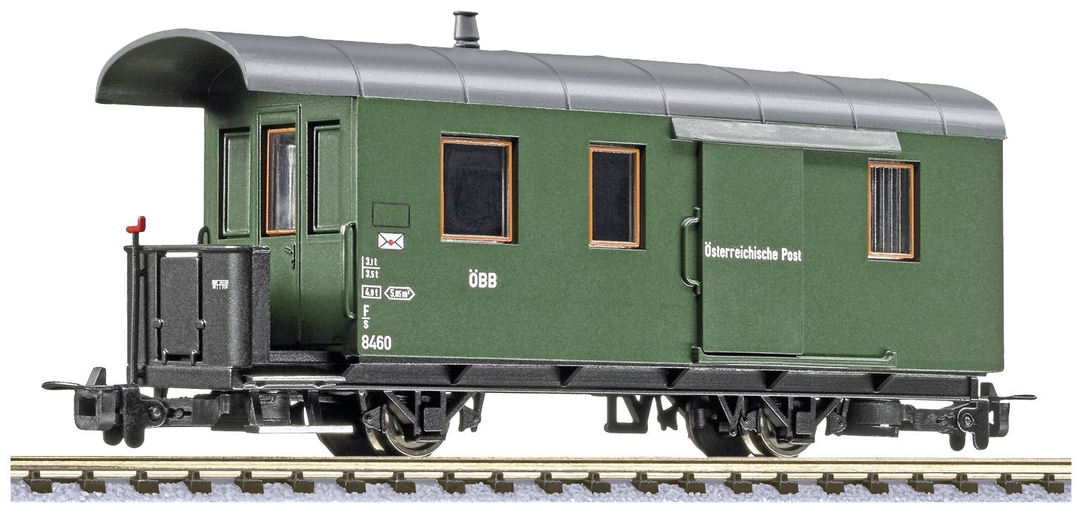 Un wagon de marchandises vert pour train miniature, portant l'inscription 'Poste autrichienne' sur une voie ferrée, avec un design détaillé comprenant des portes et des fenêtres.