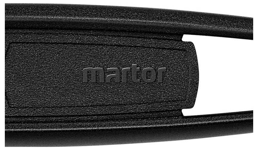 Un boîtier en plastique noir portant l'inscription 'Martor' au centre.
