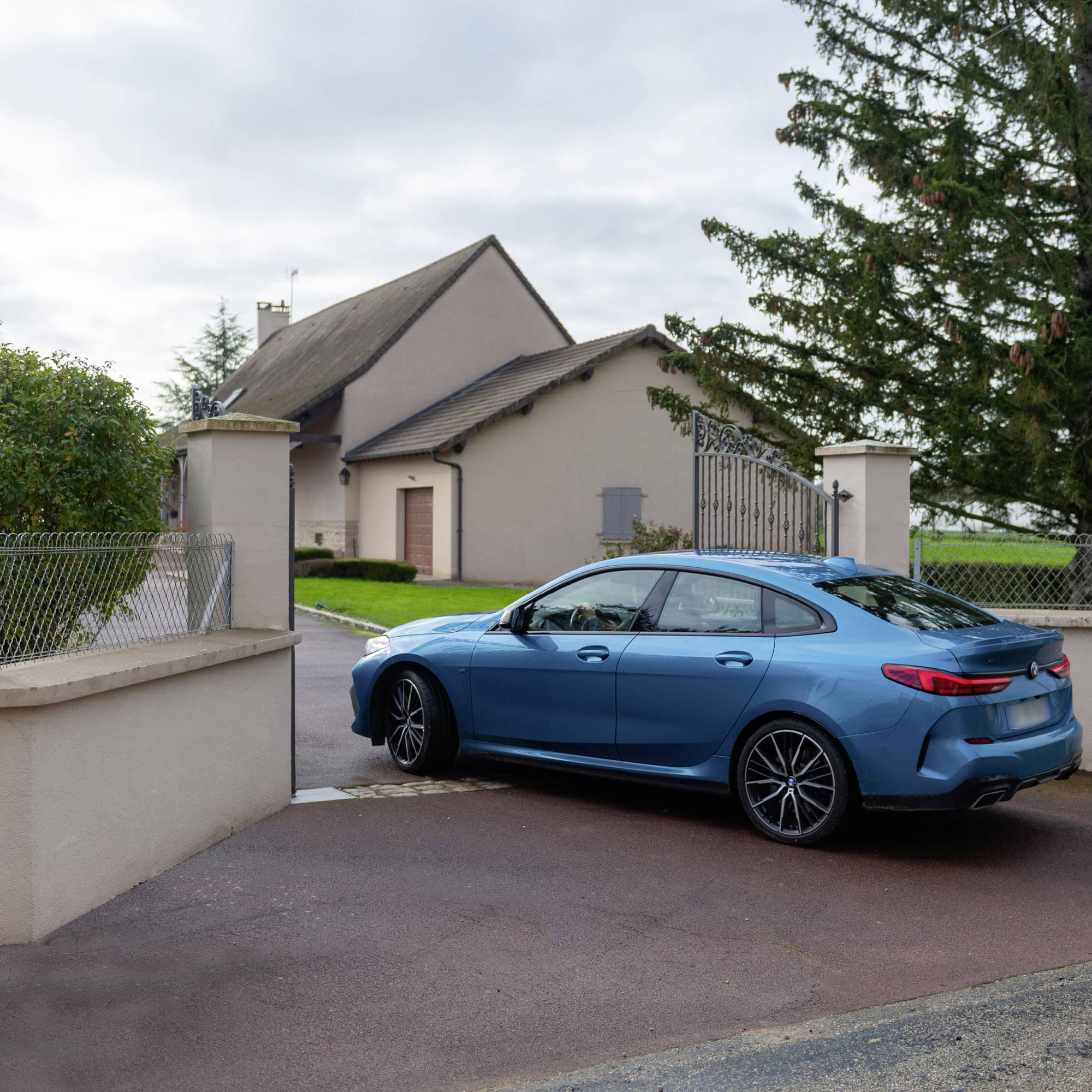 YALE 05/102310/BW Gâche électrique 2.4 GHz