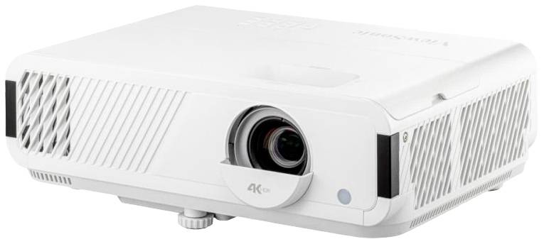 Projecteur blanc avec résolution 4K, fentes d'aération latérales et boîtier d'objectif central visible.