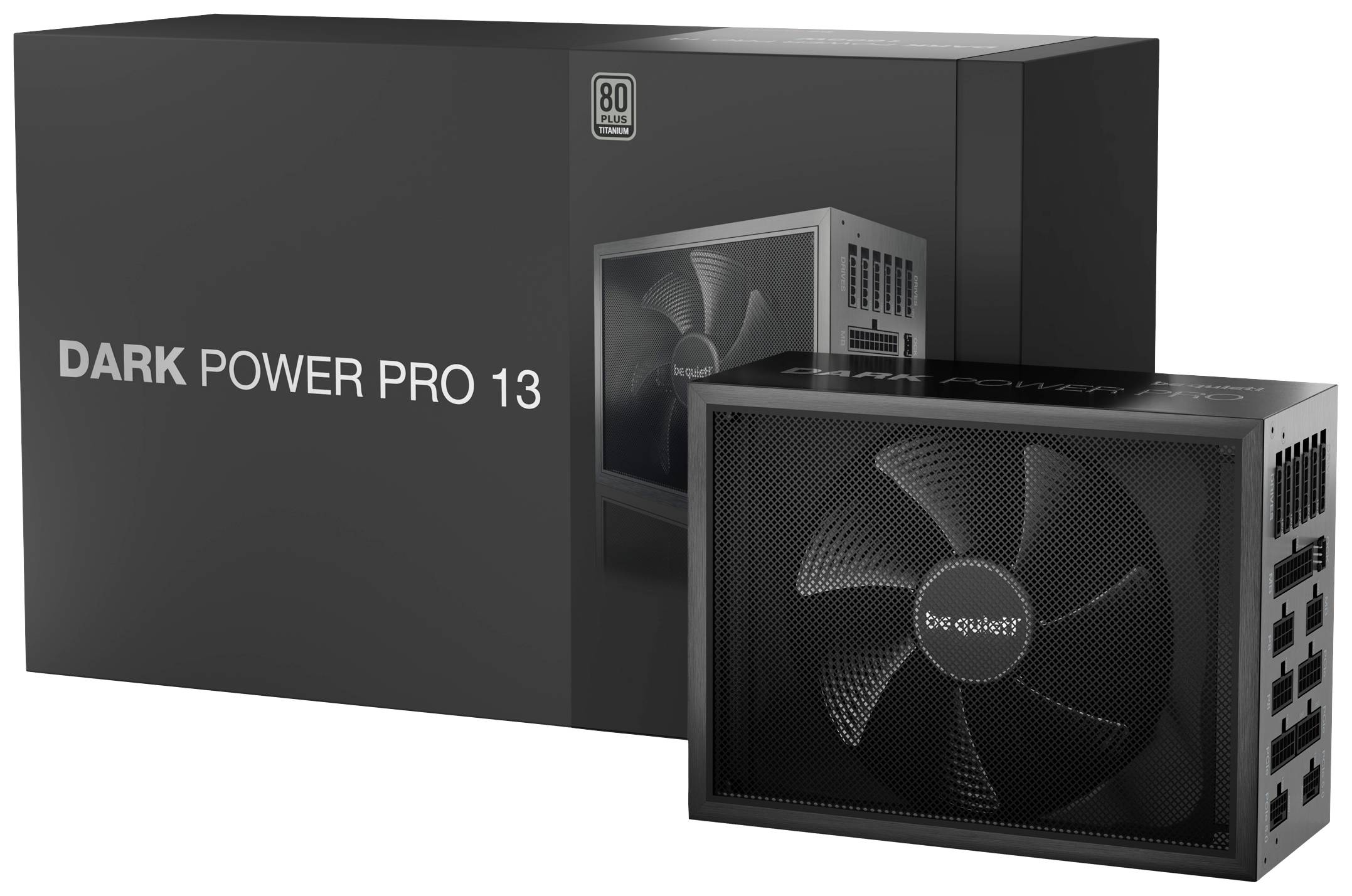 Bloc d'alimentation 'Dark Power Pro 13' de be quiet! devant son emballage, avec son grand ventilateur et plusieurs connecteurs visibles.