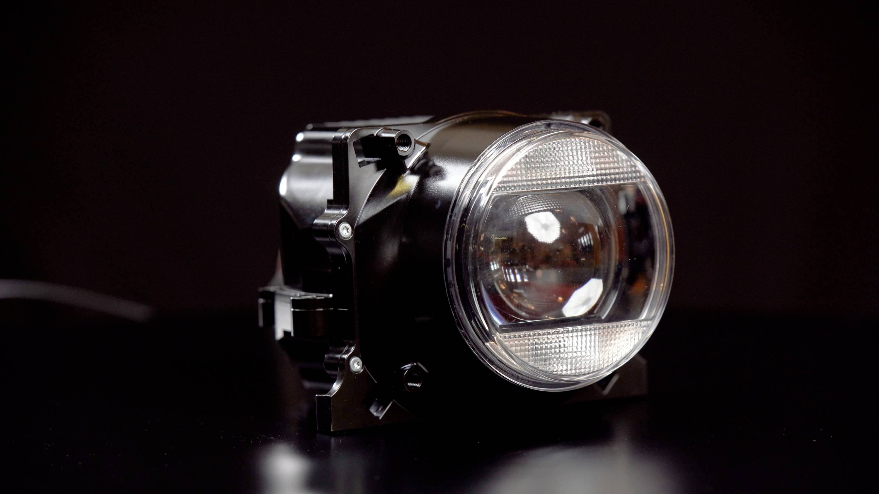 OSRAM LEDUHL103 LEDriving Universal Headlight 103 Left hand drive Feu de route, Feu de croisement