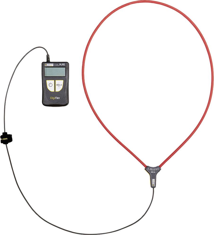 Un appareil de mesure électrique numérique avec un câble rouge et un affichage indique '96,43'. L'appareil est utilisé pour mesurer les courants électriques.