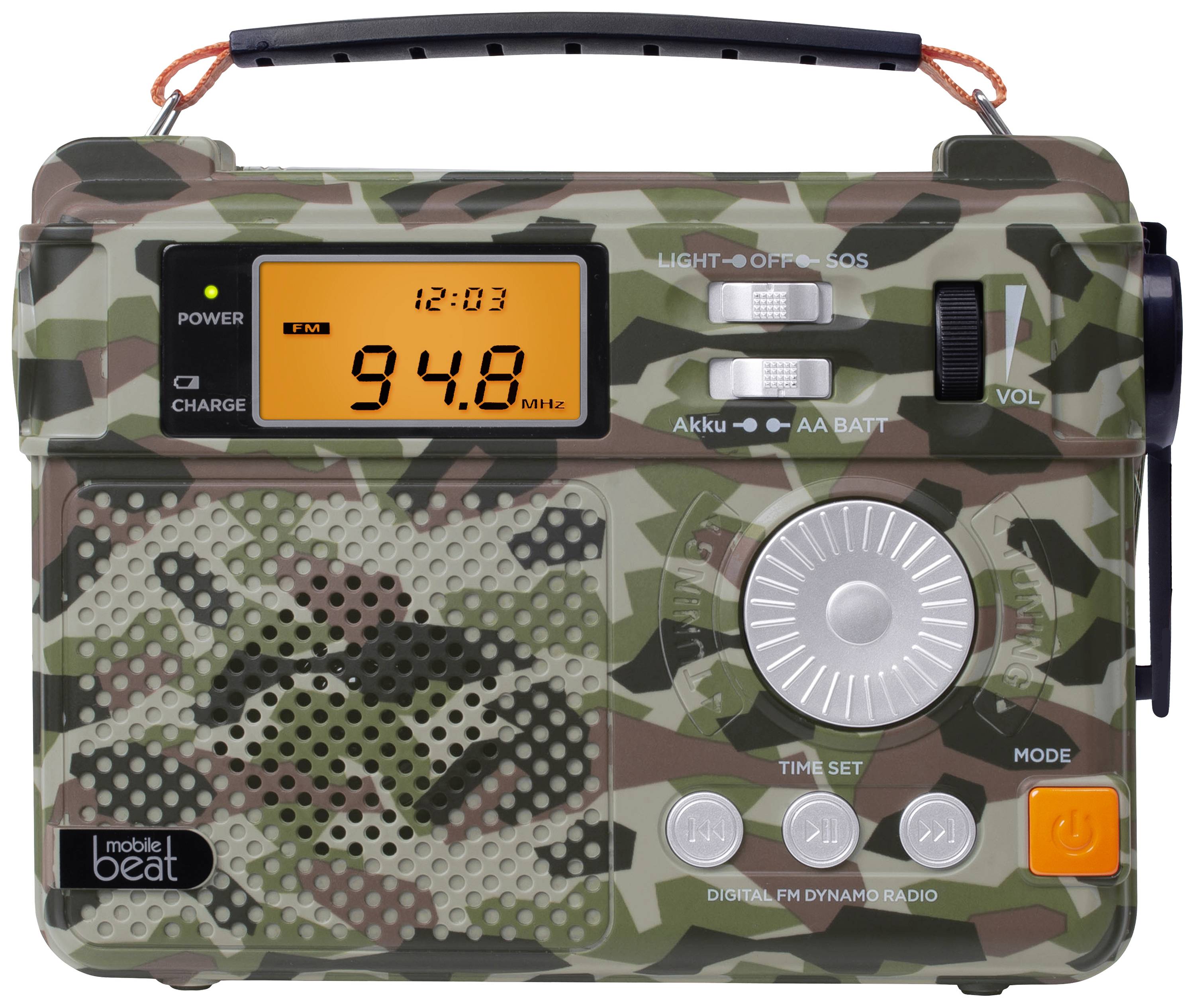 Un poste radio portable de couleur camouflage avec un affichage numérique indiquant 94,8 MHz. Des boutons rotatifs et des touches de commande sont visibles.