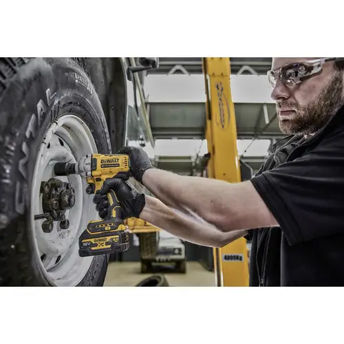 DEWALT DCF891P2G-QW Clé à chocs sans fil DEWALT DCF891P2G-QW Clé à chocs sans fil