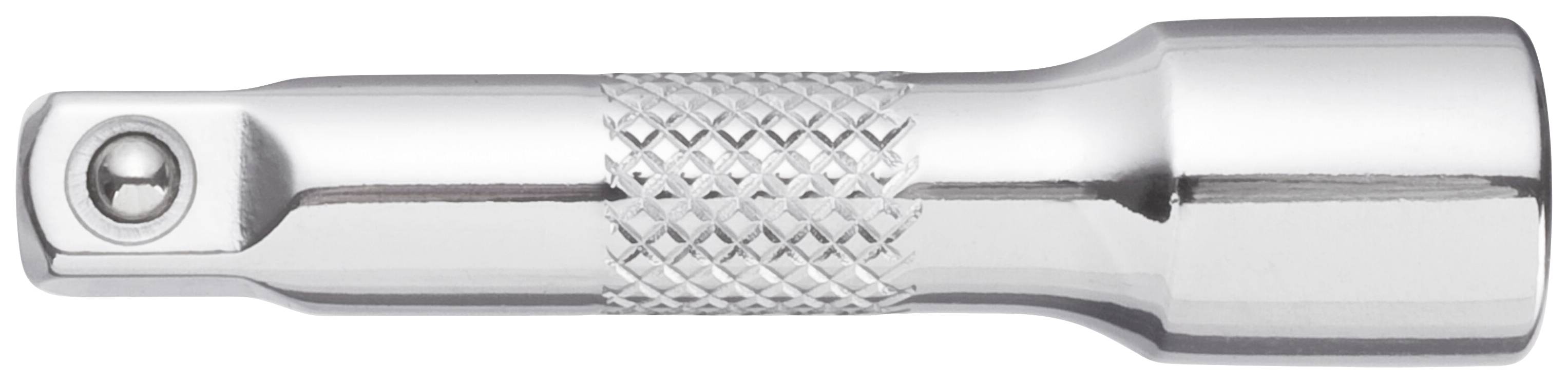 Un adaptateur de clé à douille argenté brillant avec une poignée cannelée pour une meilleure prise en main, adapté pour connecter des douilles à une clé à cliquet.