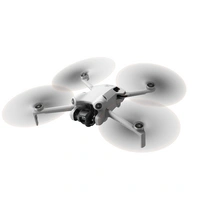 DJI Mini 4 Pro Drone quadricoptère prêt à voler (RtF) prises de vue aériennes gris clair (mat) DJI Mini 4 Pro Drone quadricoptère prêt à voler (RtF) prises de vue aériennes gris clair (mat)