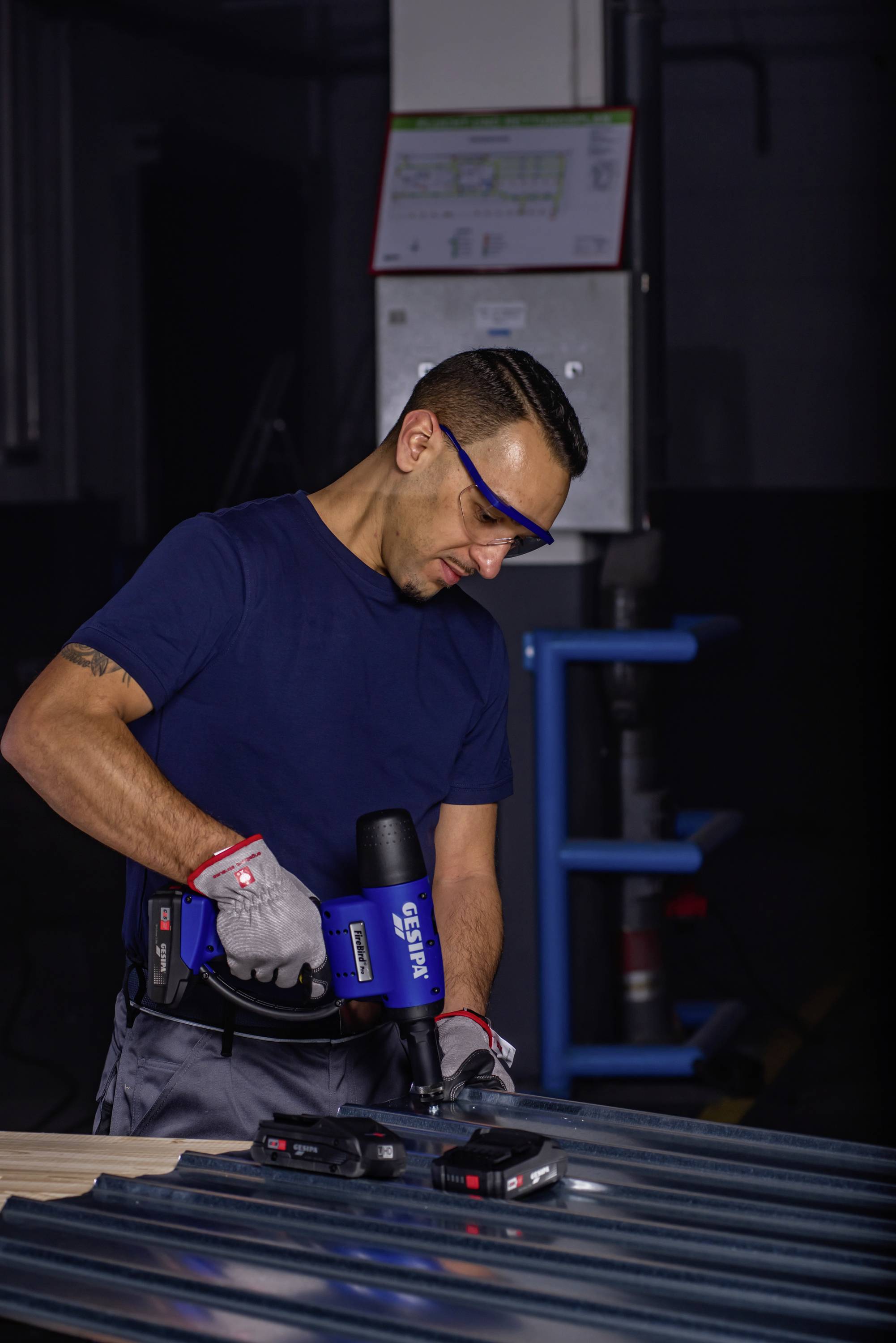 Gesipa 1679671 Appareil sans fil pour la pose d'écrous à riveter 1 pc(s)