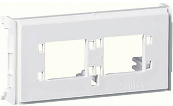 Support rectangulaire blanc en plastique avec deux découpes rectangulaires, probablement destiné à accueillir des interrupteurs ou des prises électriques, sur un fond neutre.