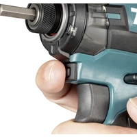 Makita TD002GZ01 Clé à chocs sans fil 220 Nm 40 V Nombre d’accus fournis 0 sans batterie, sans chargeur Makita TD002GZ01 Clé à chocs sans fil 220 Nm 40 V Nombre d’accus fournis 0 sans batterie, sans chargeur