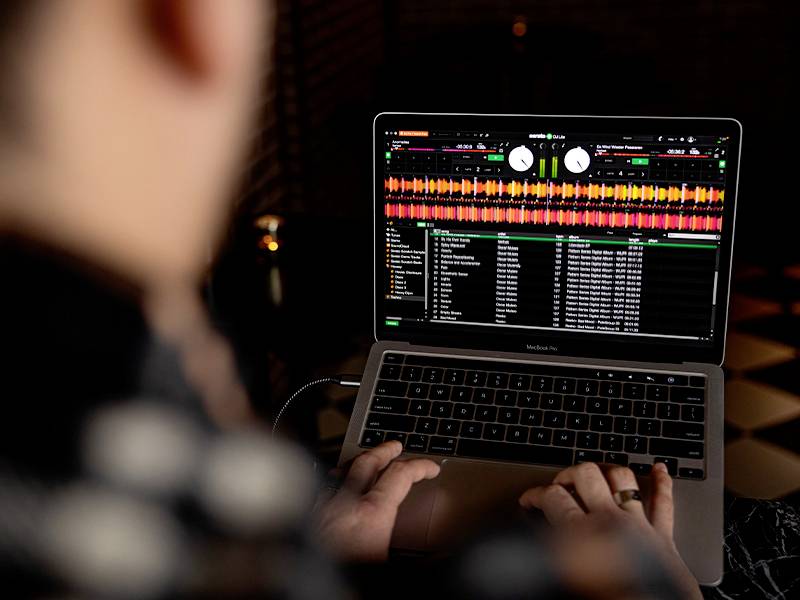 Hercules DJControl Inpulse T7 Contrôleur DJ