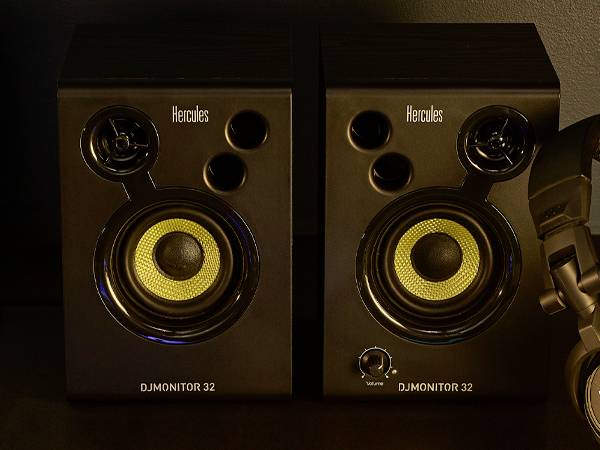 Hercules DJLearning Kit MK2 Contrôleur DJ