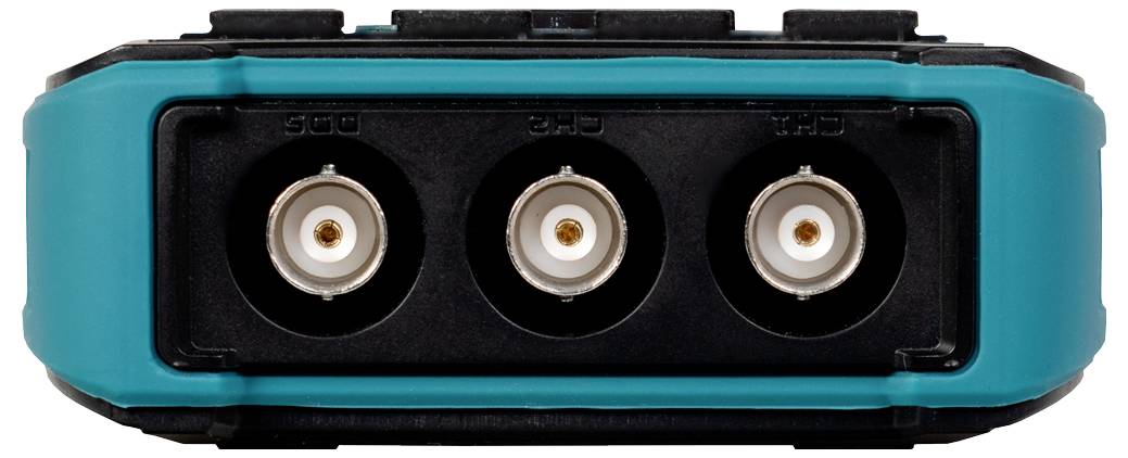 Sans contexte, l'image est difficile à décrire complètement. Elle montre trois connexions de courant continu sur un appareil, entourées d'un encadrement turquoise.