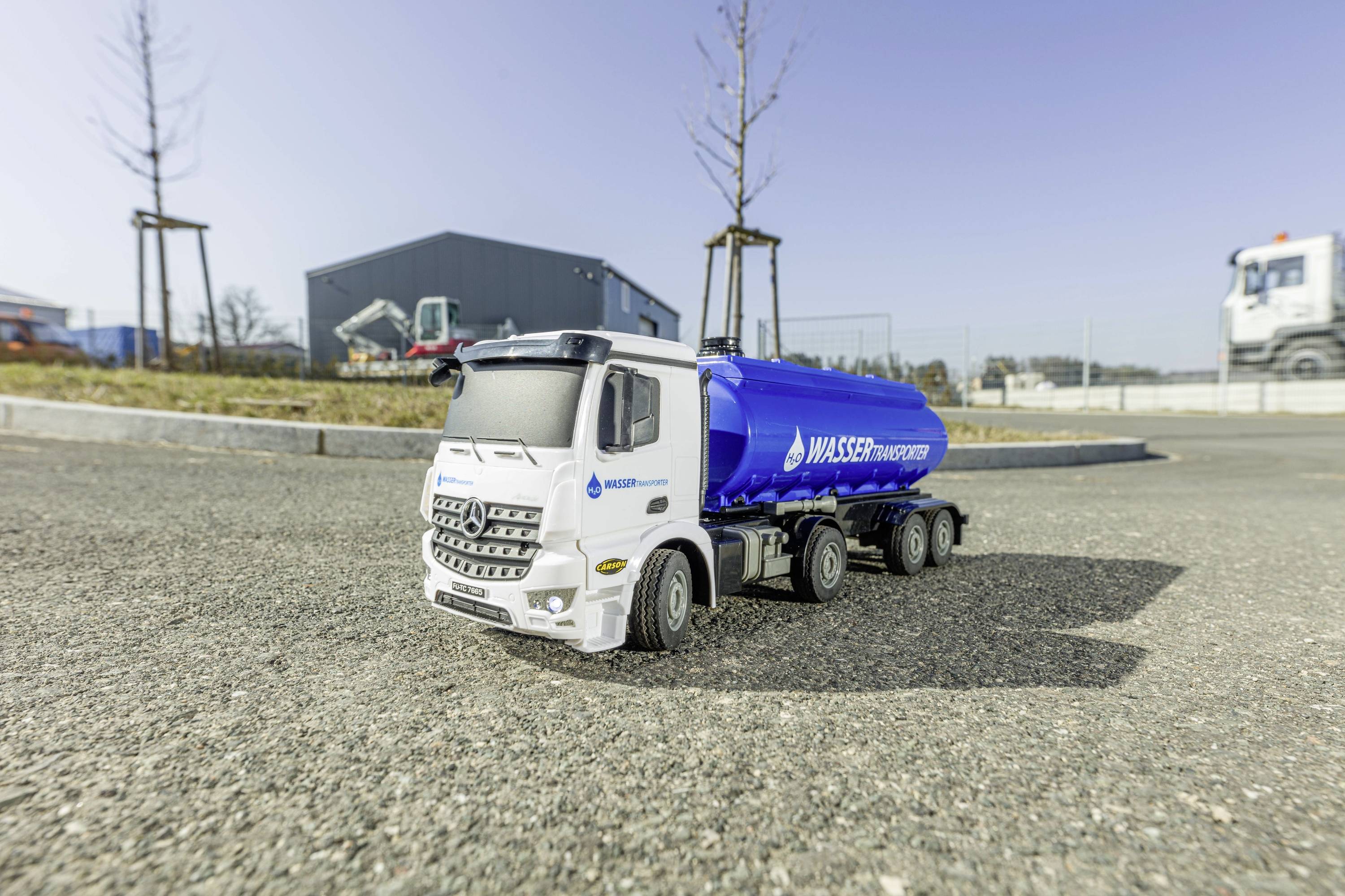 Carson Modellsport Transporteur d'eau MB Arocs 1:26 Modèle réduit RC débutant Camion