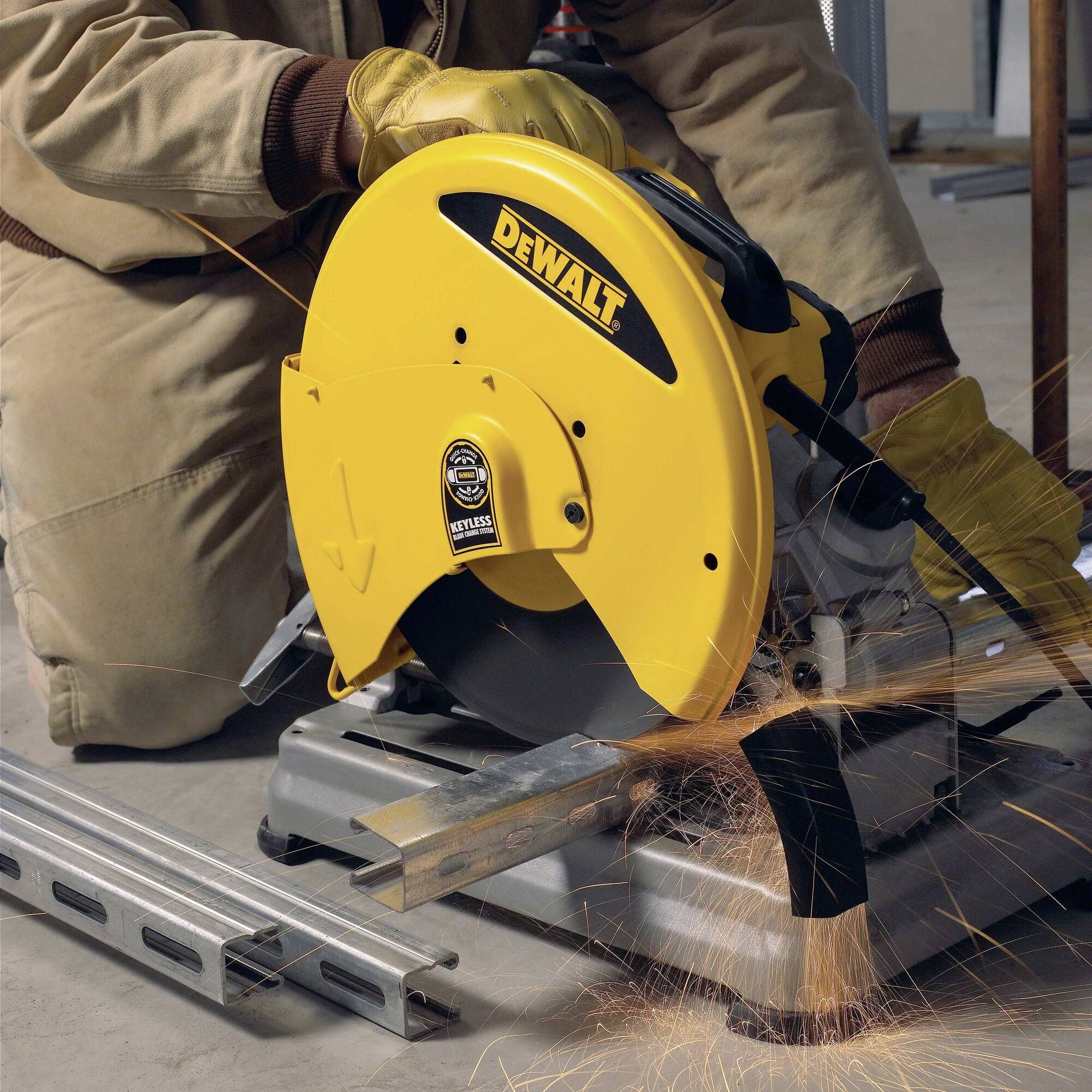 DEWALT Découpeuse à disque