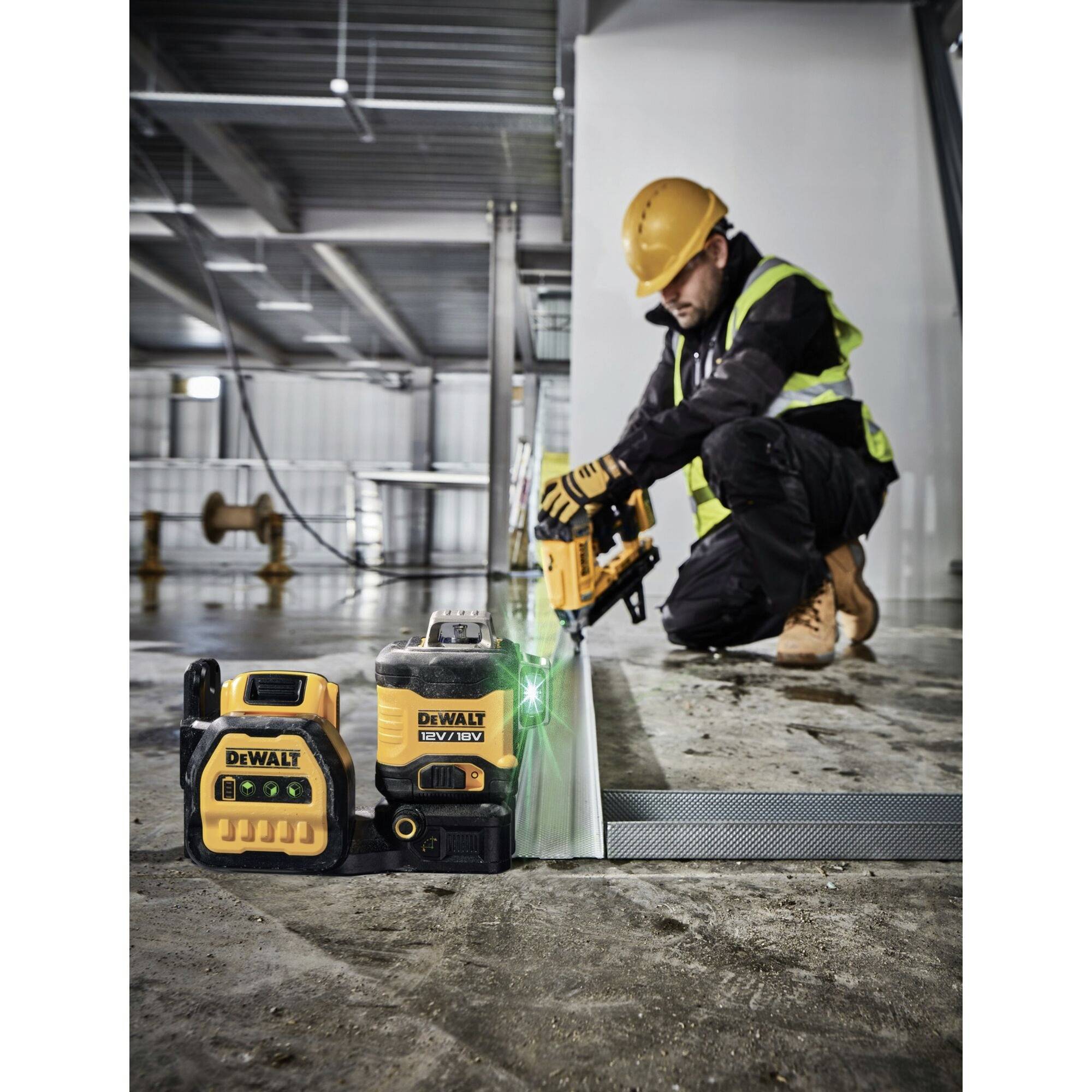 DEWALT DCE089NG18-XJ Laser multiligne