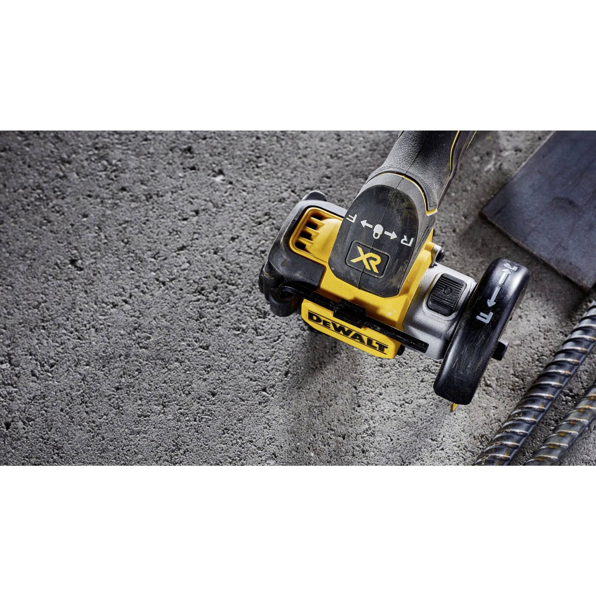 DEWALT Meuleuse multimatériaux sans fil