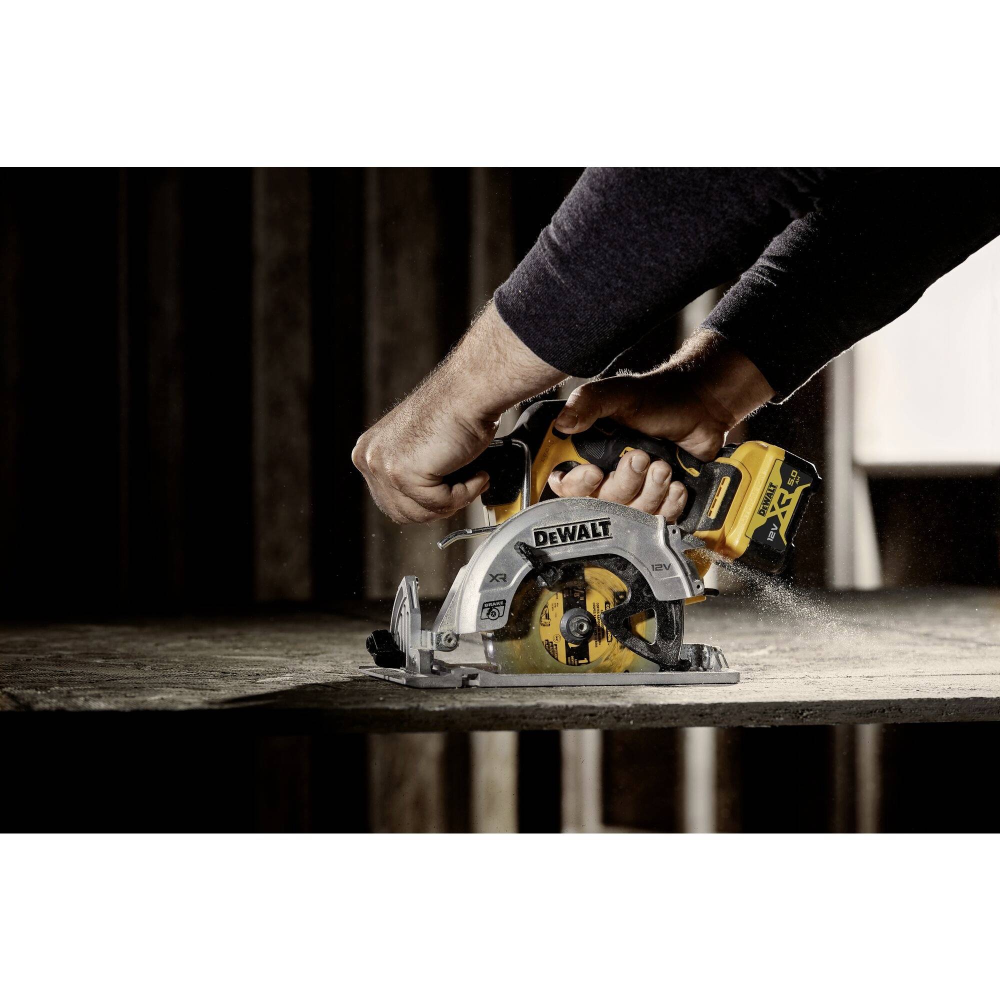 DEWALT Scie circulaire portative sans fil