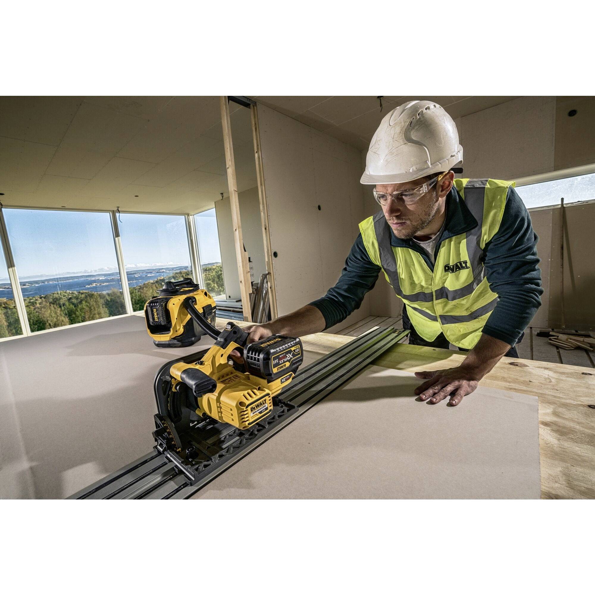 DEWALT Scie circulaire portative sans fil