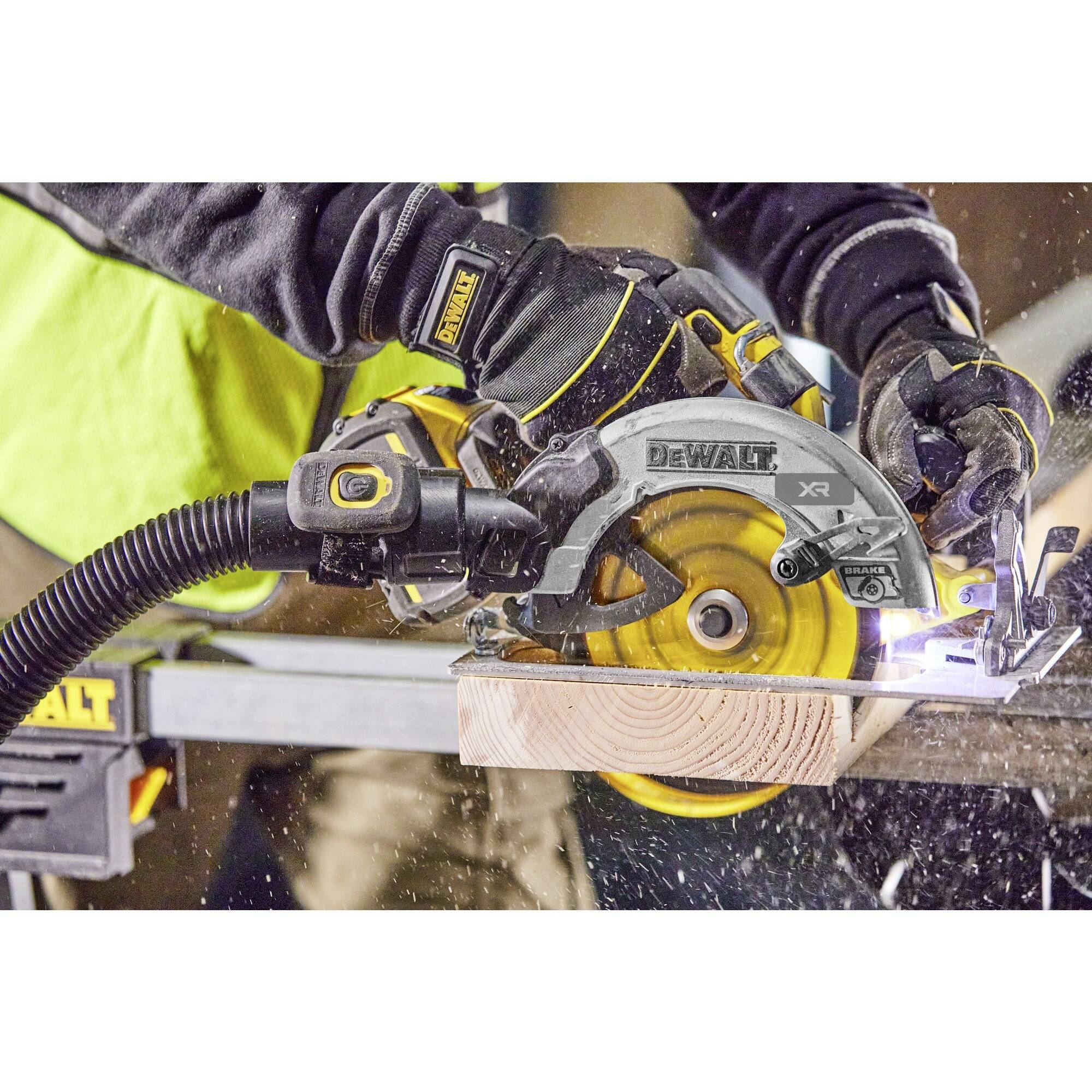 DEWALT Scie circulaire portative sans fil