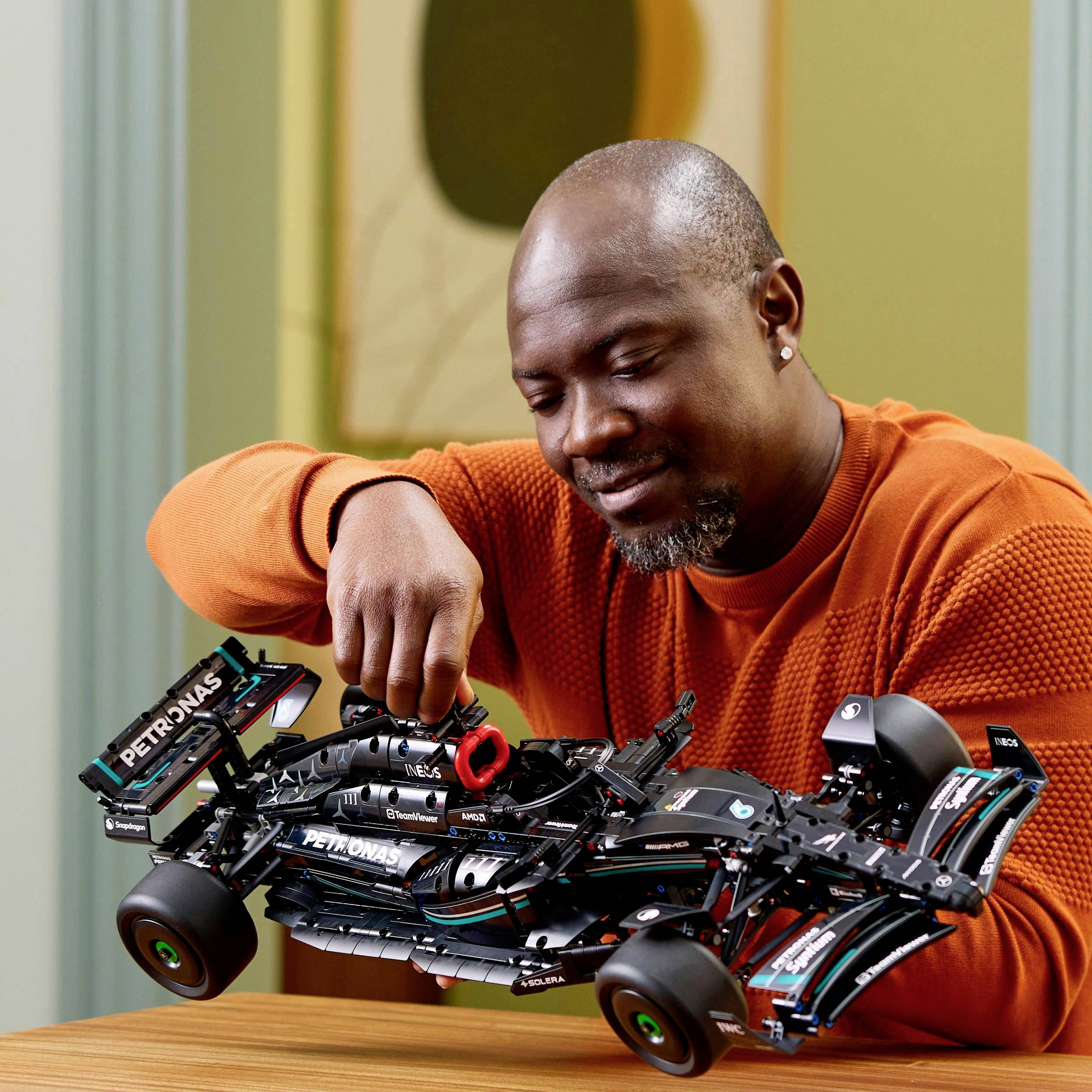 42171 LEGO® TECHNIC Mercedes-AMG F1 W14 E performance