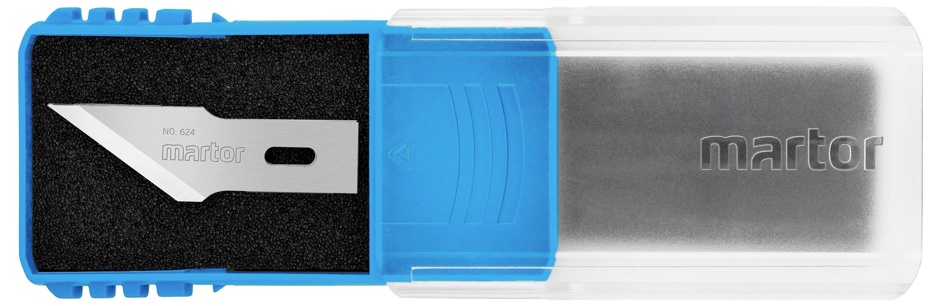 Lames de rechange dans un boîtier en plastique bleu avec un couvercle transparent, nom de marque 'martor' visible sur la lame et le couvercle.