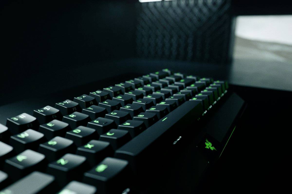RAZER BlackWidow V3 Mini HyperSpeed Bluetooth, radio, filaire Clavier de gaming allemand, QWERTZ noir câble amovible, éclairé