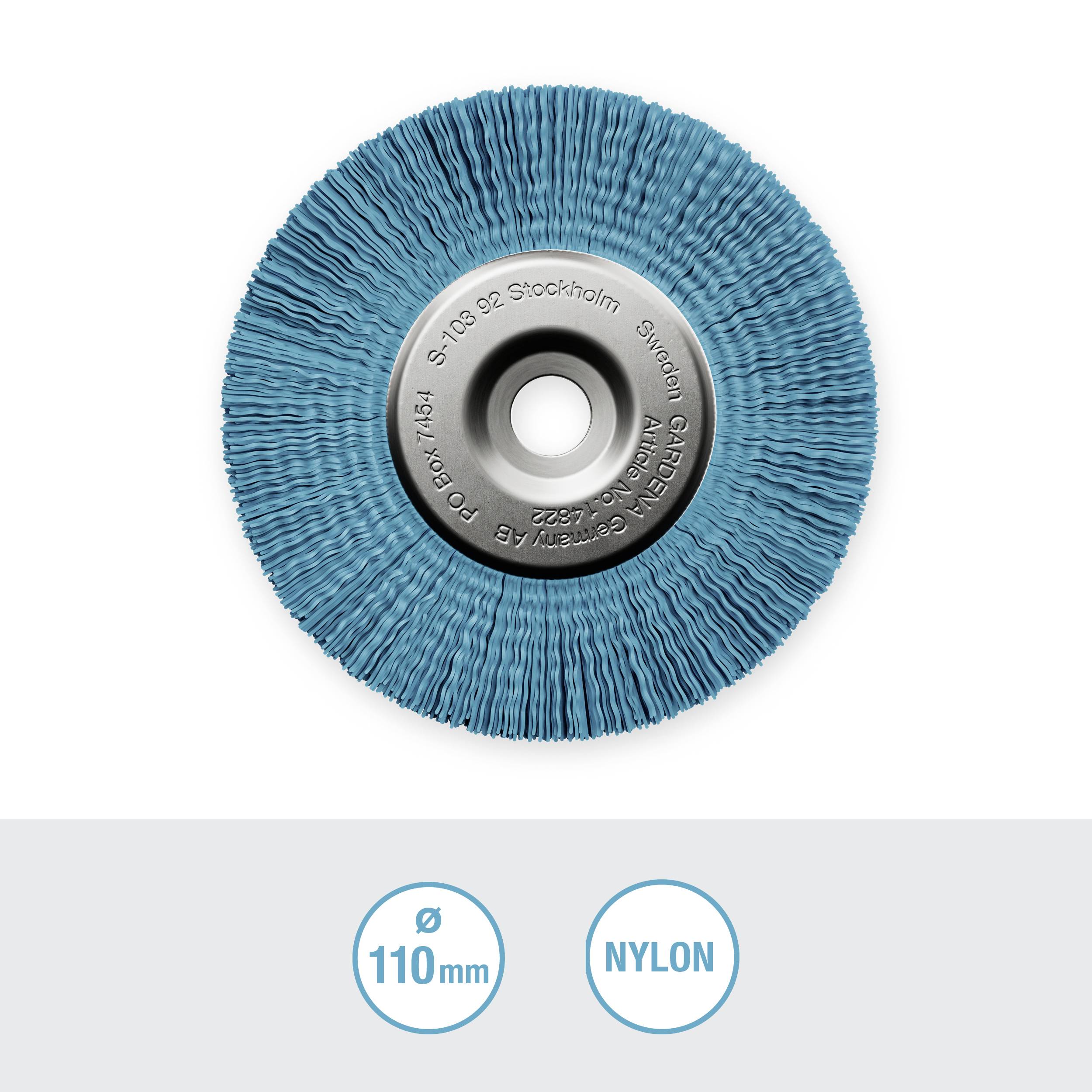 Brosse ronde bleue en nylon, diamètre 110 mm, adaptée pour le traitement de surface. Produit de DÄGERSEN, modèle 6157.
