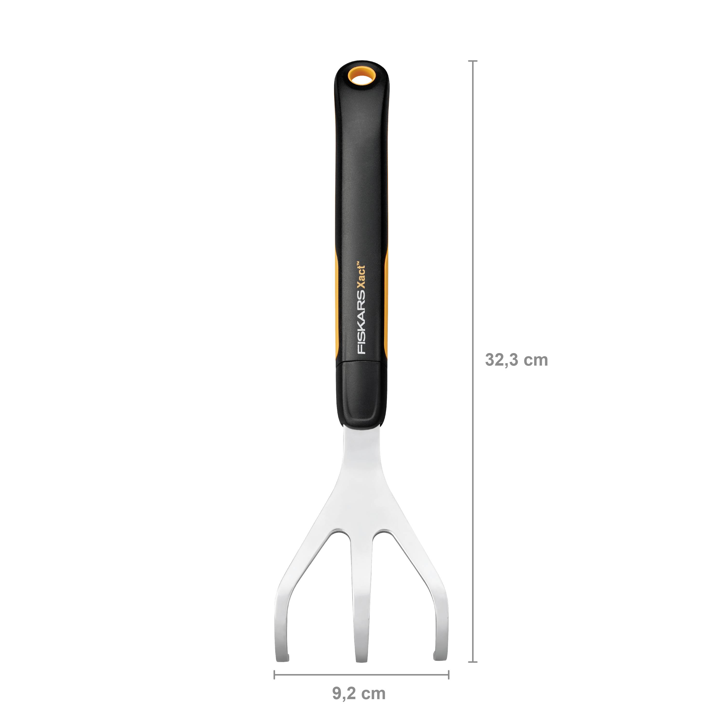 Outil de jardinage à main avec poignée noire et dents argentées. Longueur : 32,3 cm, Largeur : 9,2 cm. Adapté aux travaux de jardinage.