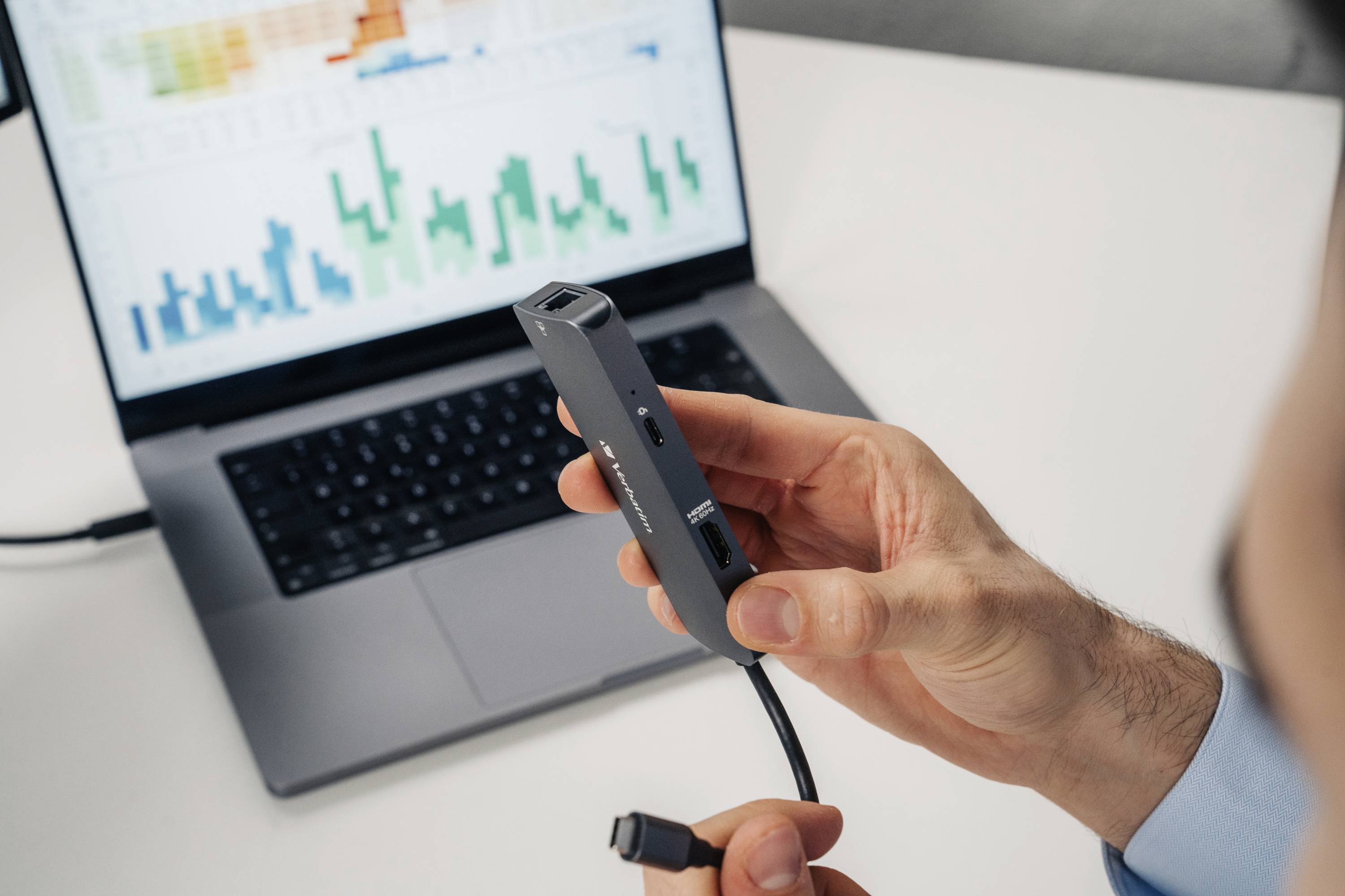 Hub multiport USB-C® (USB 3.2 Gen 1) Verbatim CMH-05 5 ports avec port réseau intégré, avec port de charge rapide, avec fich
