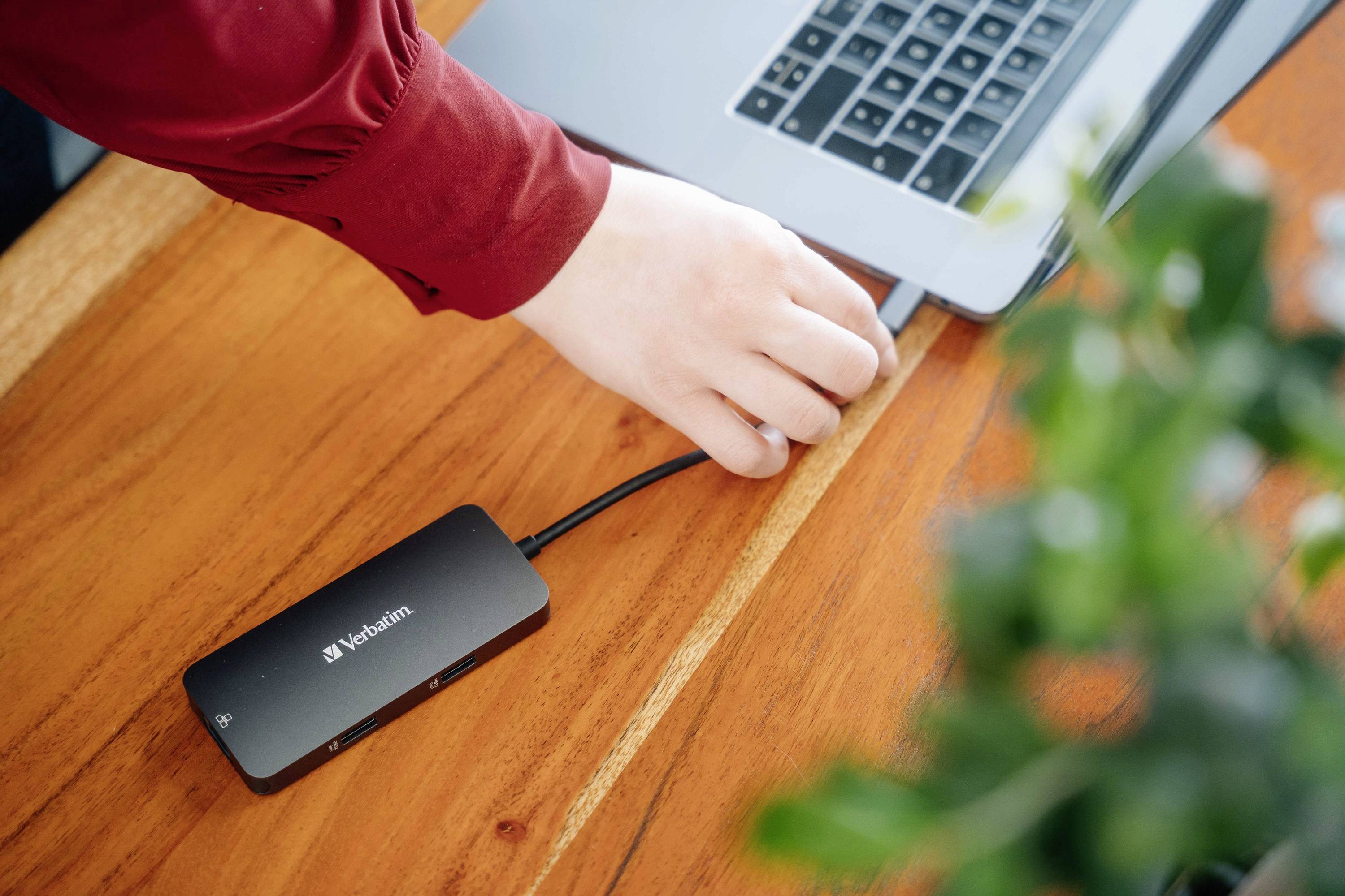 Hub multiport USB-C® (USB 3.2 Gen 1) Verbatim CMH-05 5 ports avec port réseau intégré, avec port de charge rapide, avec fich