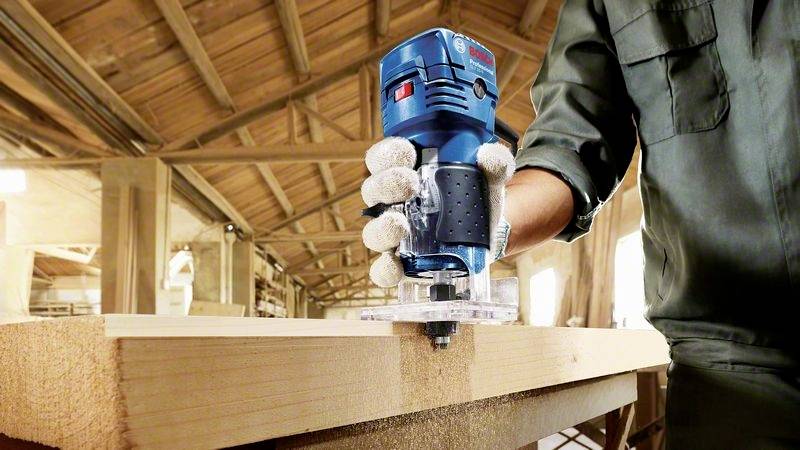 Bosch Professional GLF 55-6 Affleureuse